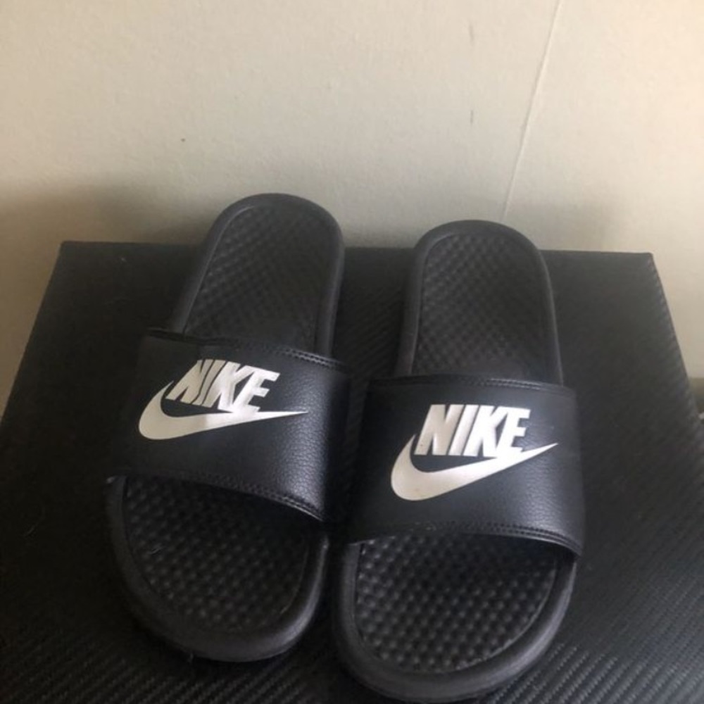 Nike slip ons